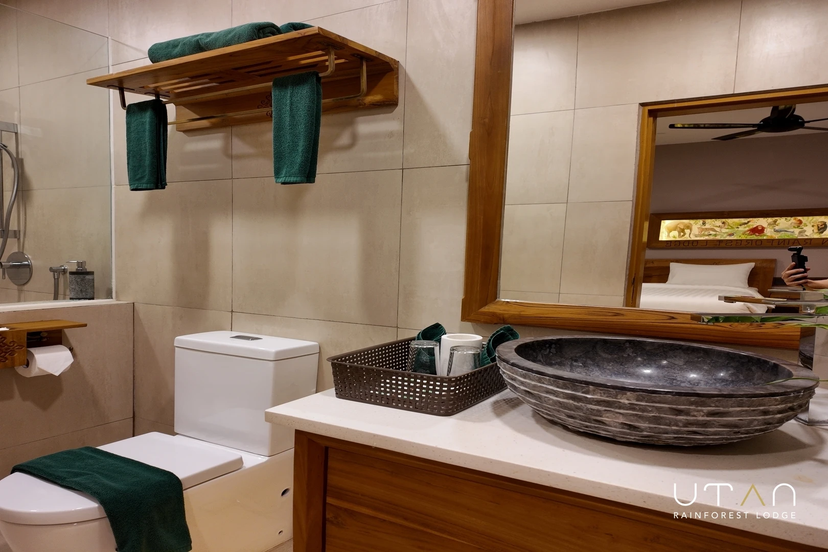 Washroom-1437